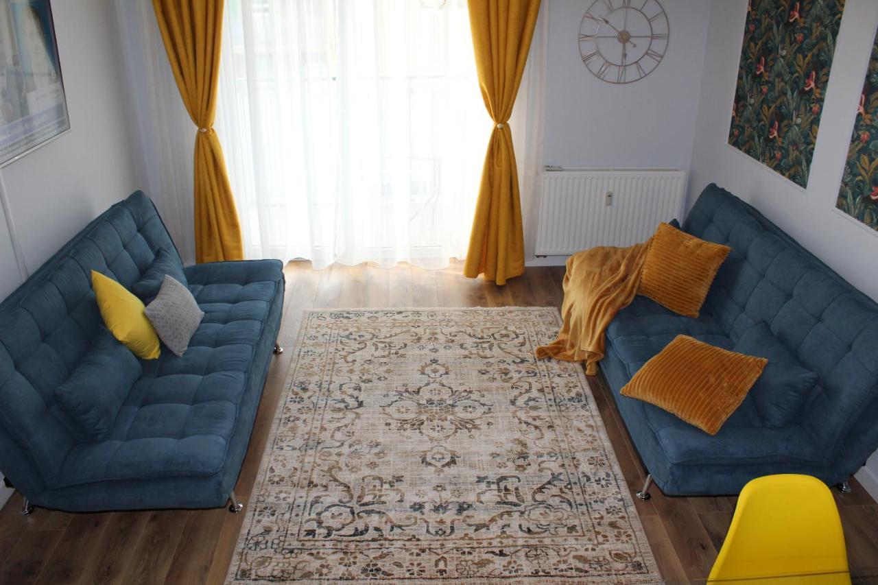 Randevu Apartment Oradea Eksteriør billede