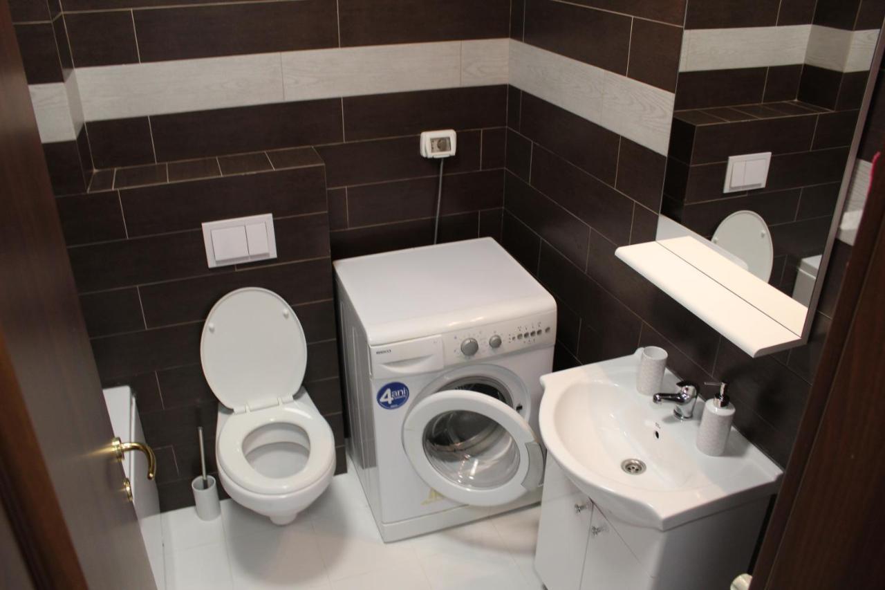 Randevu Apartment Oradea Eksteriør billede