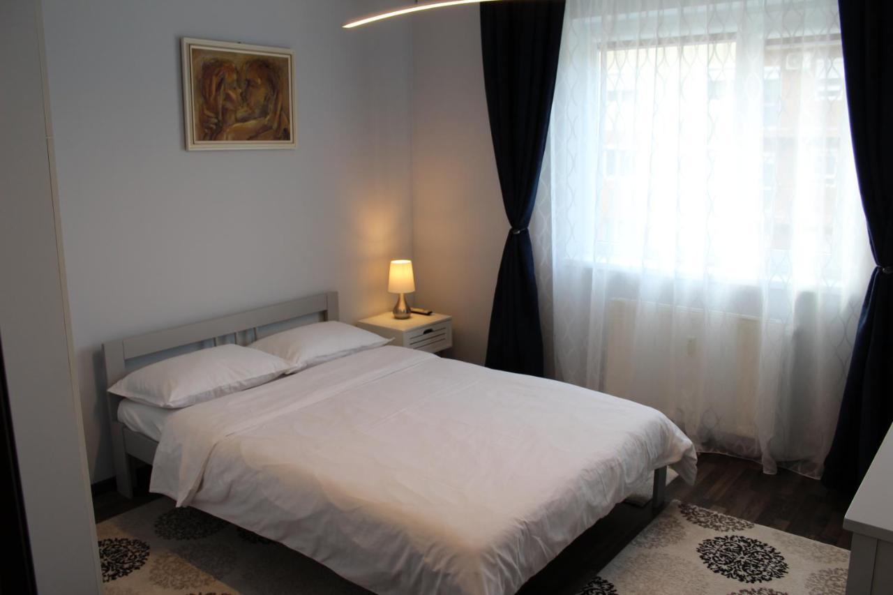 Randevu Apartment Oradea Eksteriør billede
