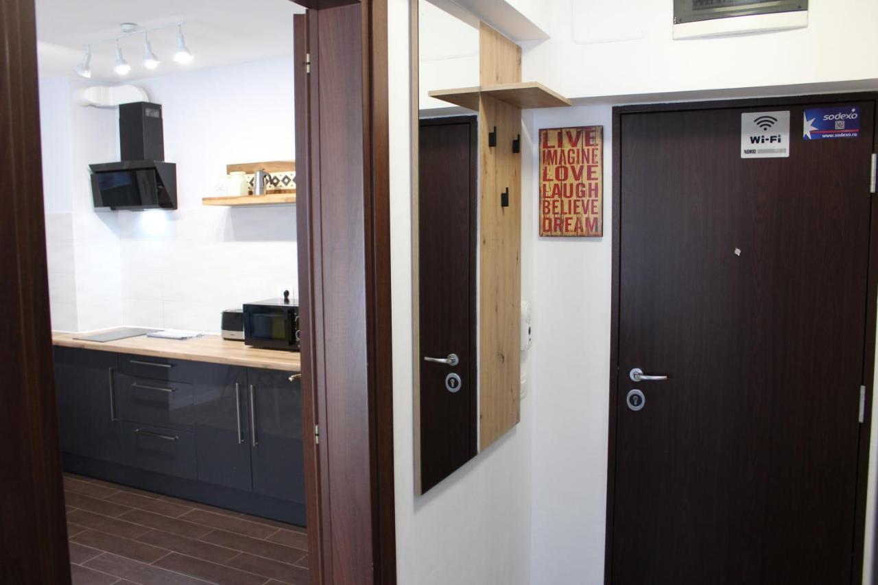 Randevu Apartment Oradea Eksteriør billede
